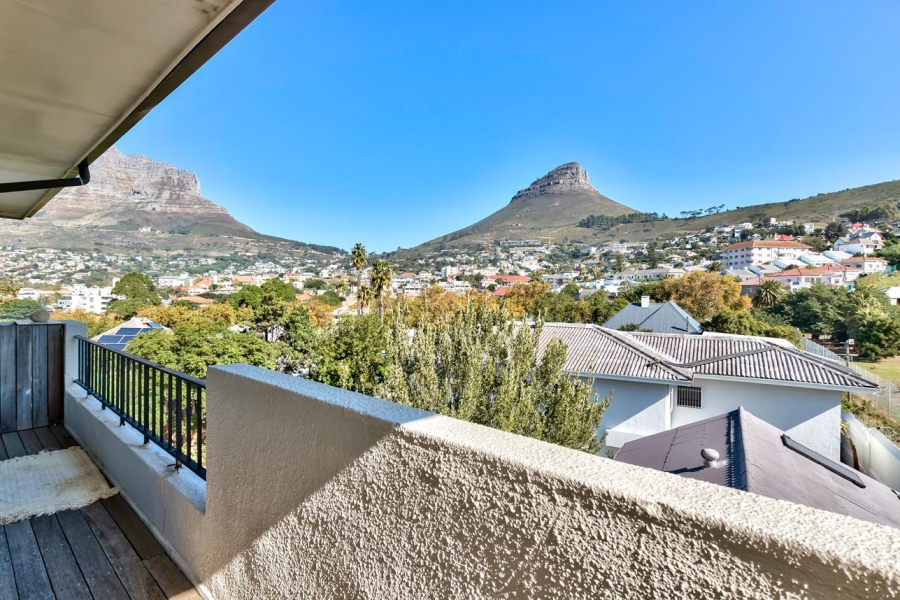2 Bedroom Property for Sale in Tamboerskloof Western Cape